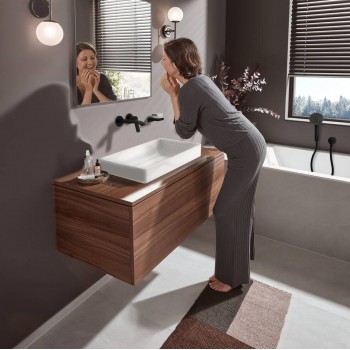 Змішувач для умивальника настінний Hansgrohe Vivenis прихованого монтажу, з виливом 195 мм, чорний (75050670)